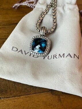 David Yurman 14 mm Hampton Blue Albion Pendant and Box Chain in Sterling Silver